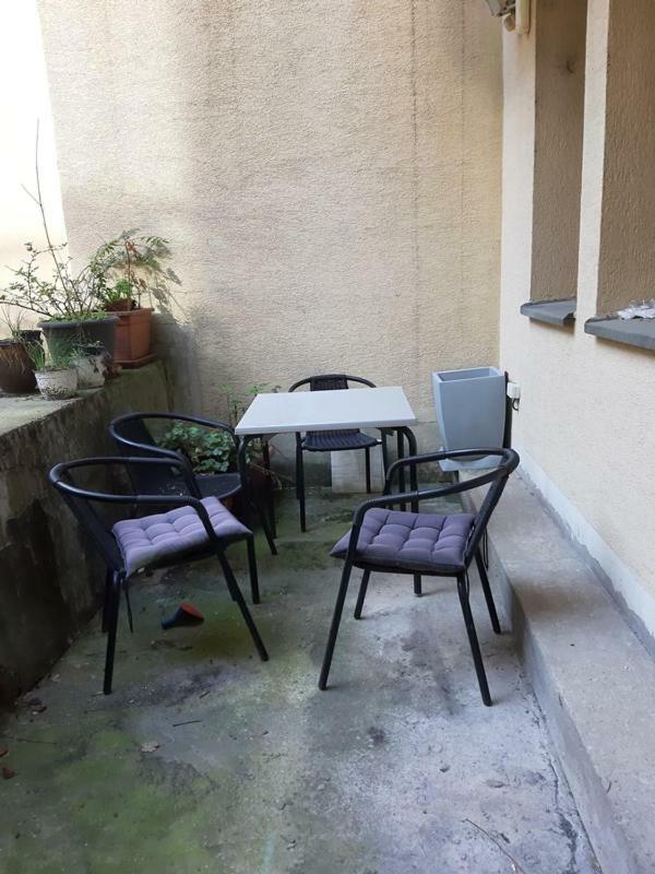 Pleasant Apartment Under The Bratislava Castle Exterior photo